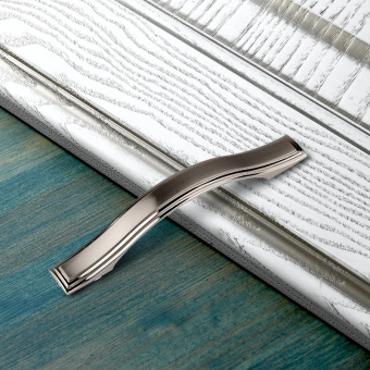 Ручка-скоба мебельная Trodos "ZY-700" 96мм сплав ЦАМ 66гр, хром/никель